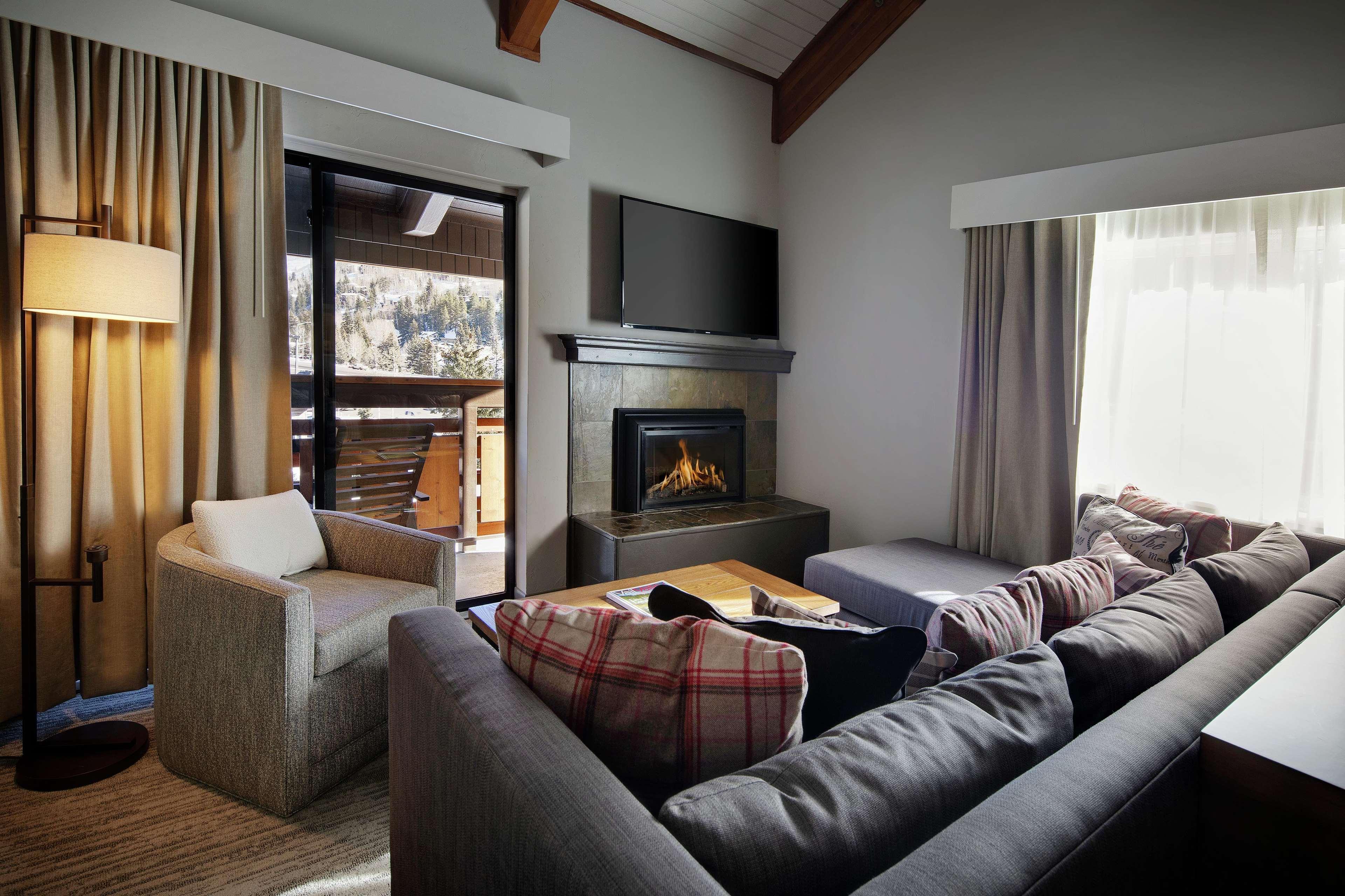 Отель Highline Vail - A Doubletree By Hilton Экстерьер фото