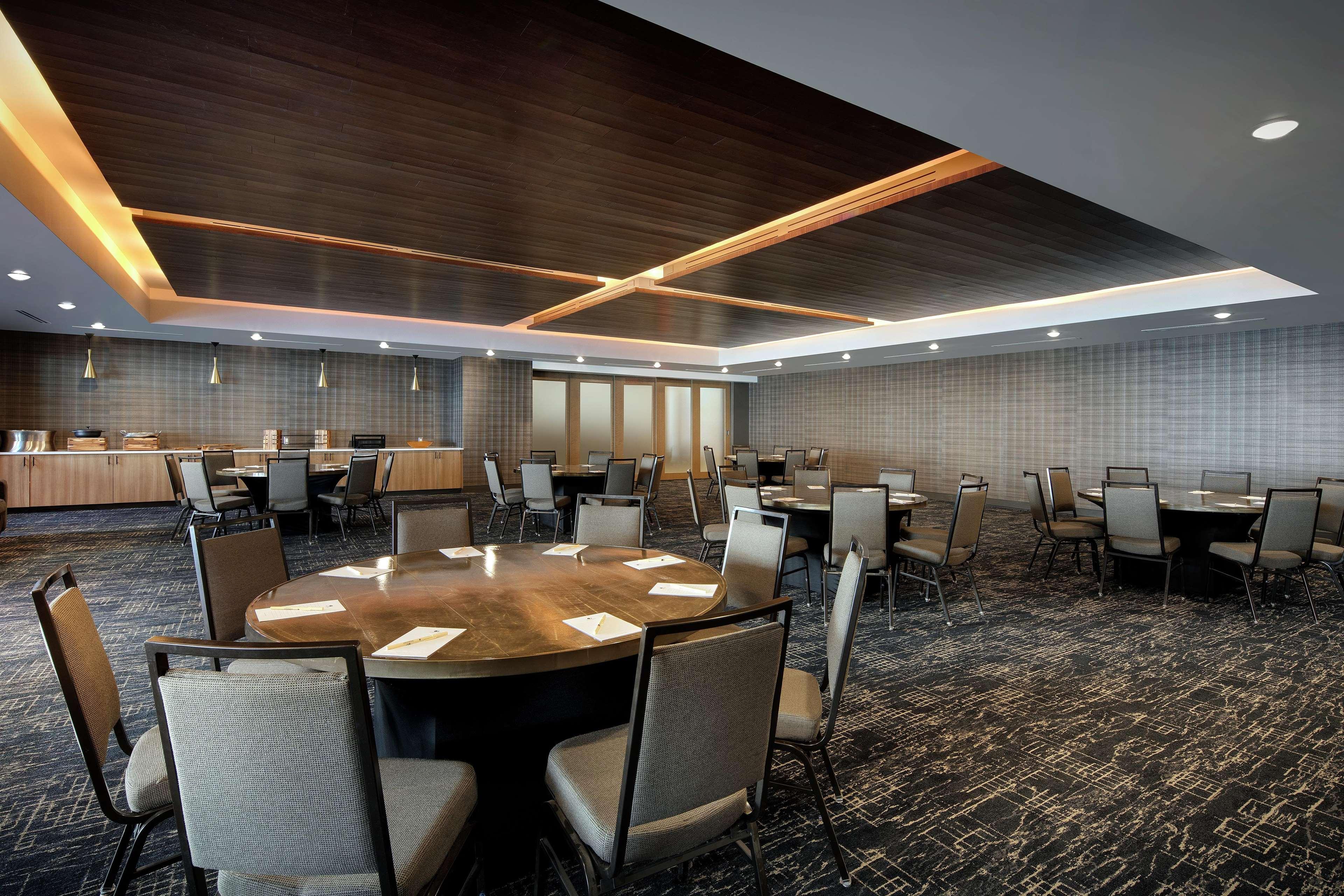 Отель Highline Vail - A Doubletree By Hilton Экстерьер фото